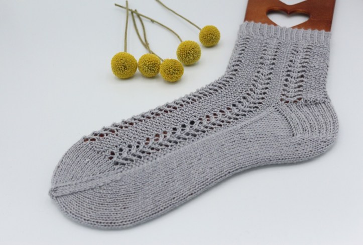 Gestrickte Socken Elinor Socks (10)