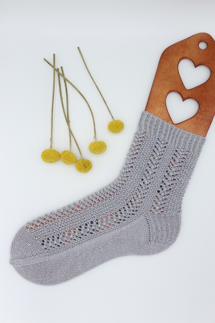 Gestrickte Socken Elinor Socks (11)