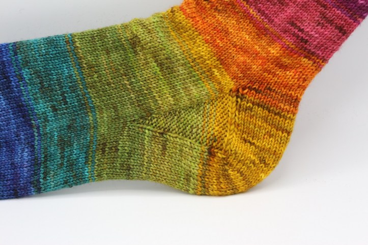 Toe Up Regenbogen Socken (11)