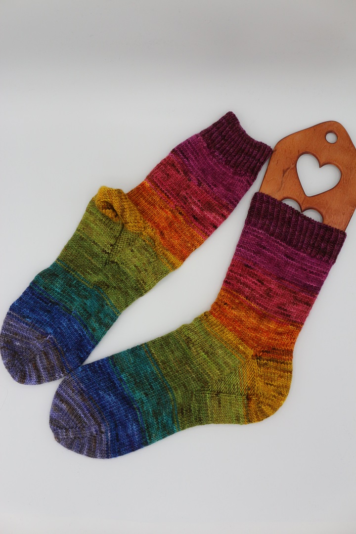 Toe Up Regenbogen Socken (4)