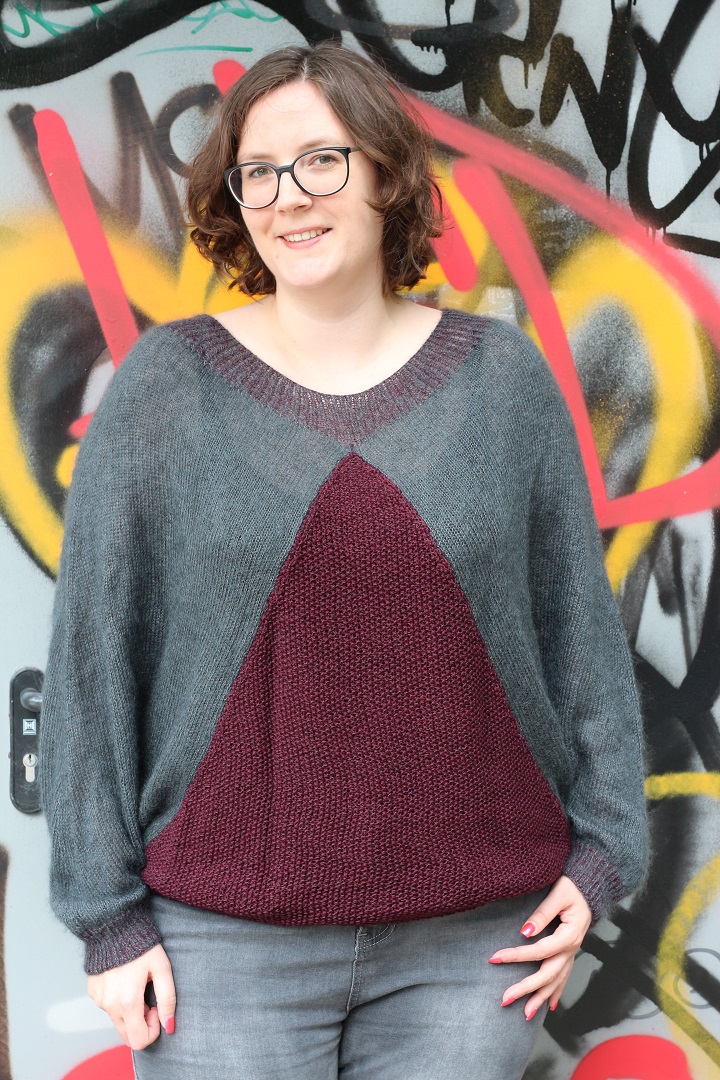 Akita Ito Garn Pulli (1)