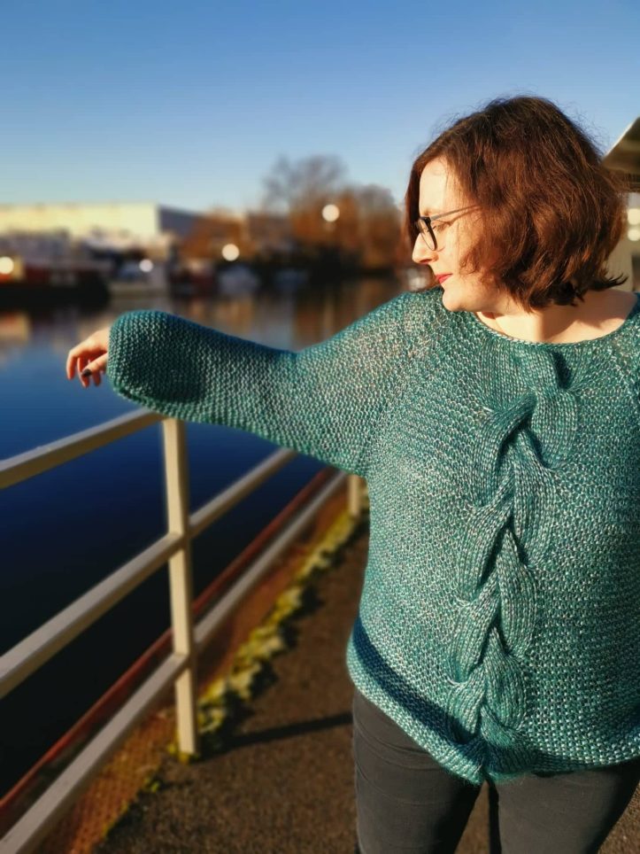 Gestrickter Zopfmusterpulli Lana Grossa Mia (4)