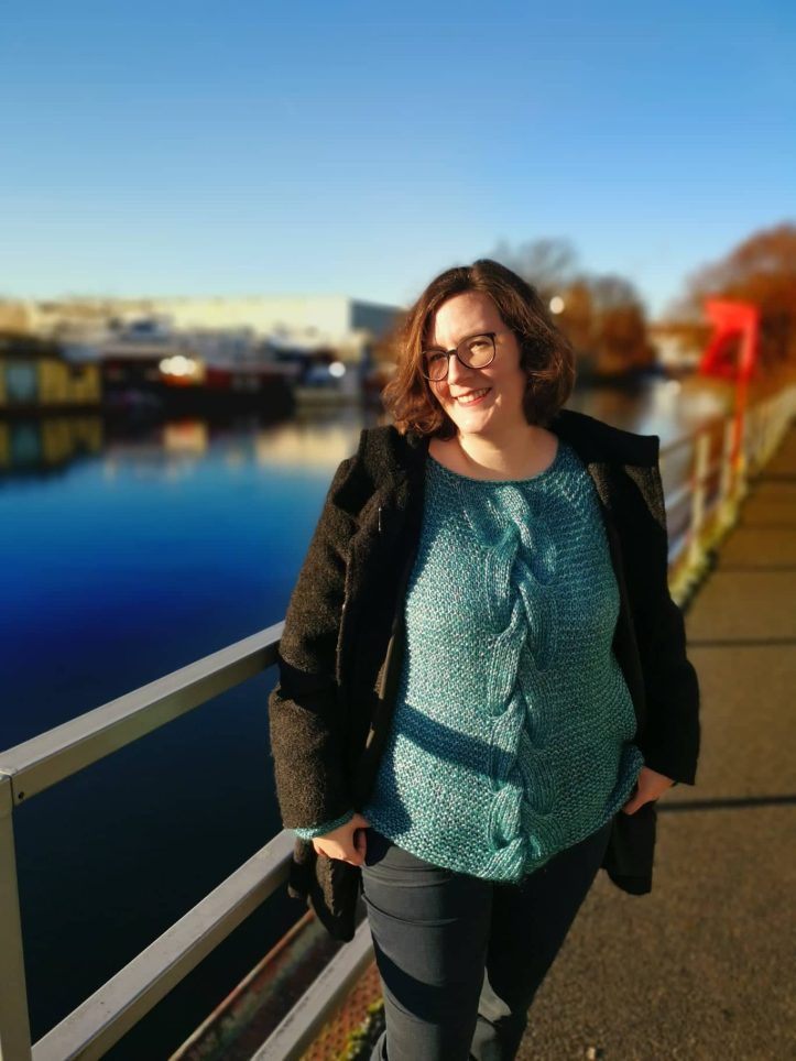 Gestrickter Zopfmusterpulli Lana Grossa Mia (6)